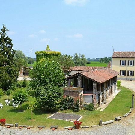 Agriturismo Fiamberta Bed and Breakfast Certosa di Pavia Exteriör bild