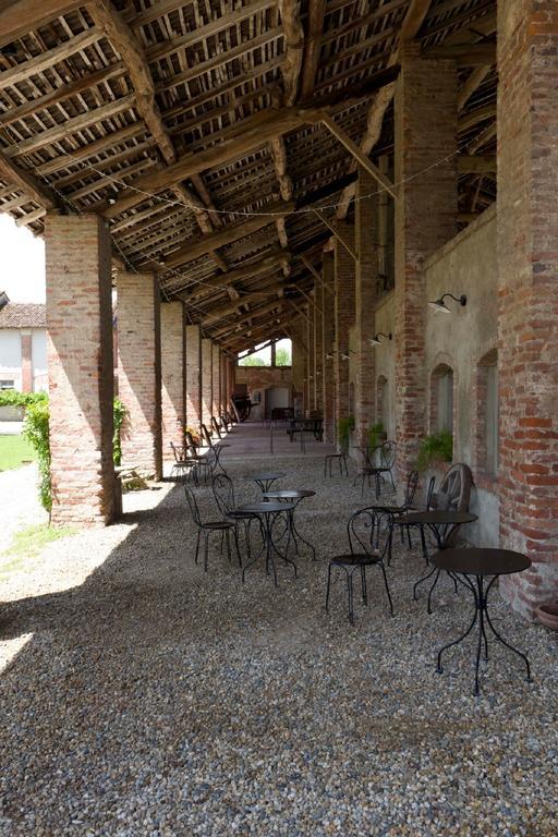 Agriturismo Fiamberta Bed and Breakfast Certosa di Pavia Exteriör bild